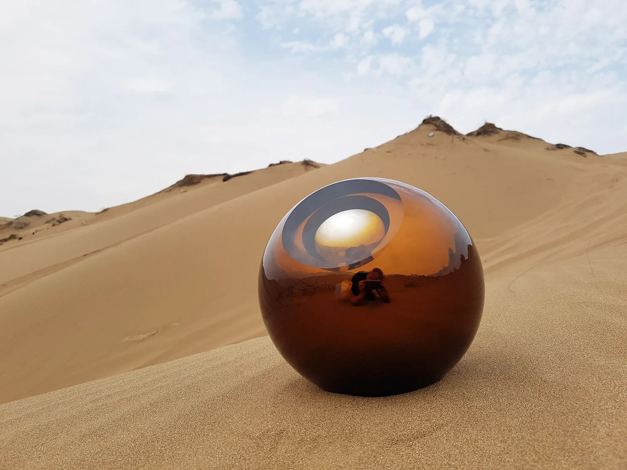 BIG SAND EYE