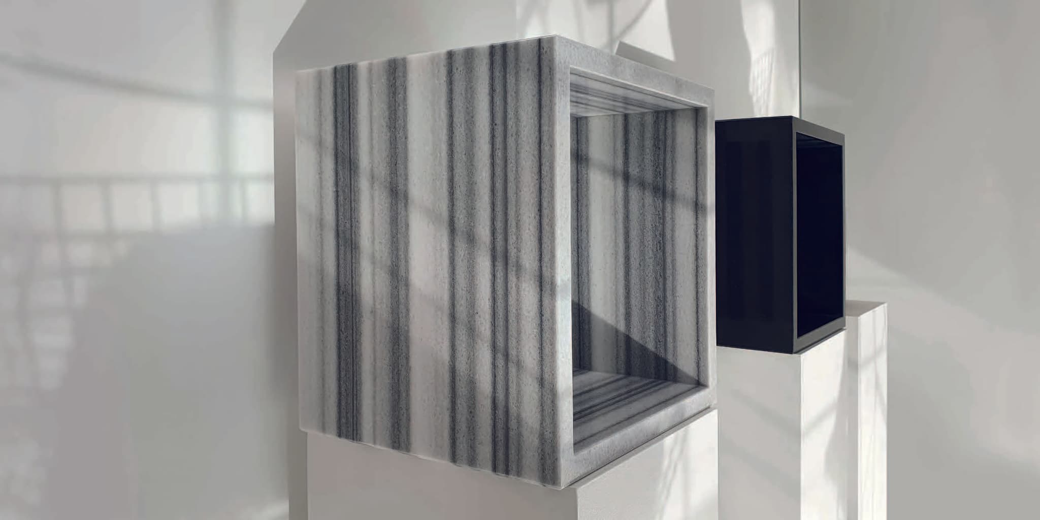 BLACK CUBE AND STRIPED CUBE