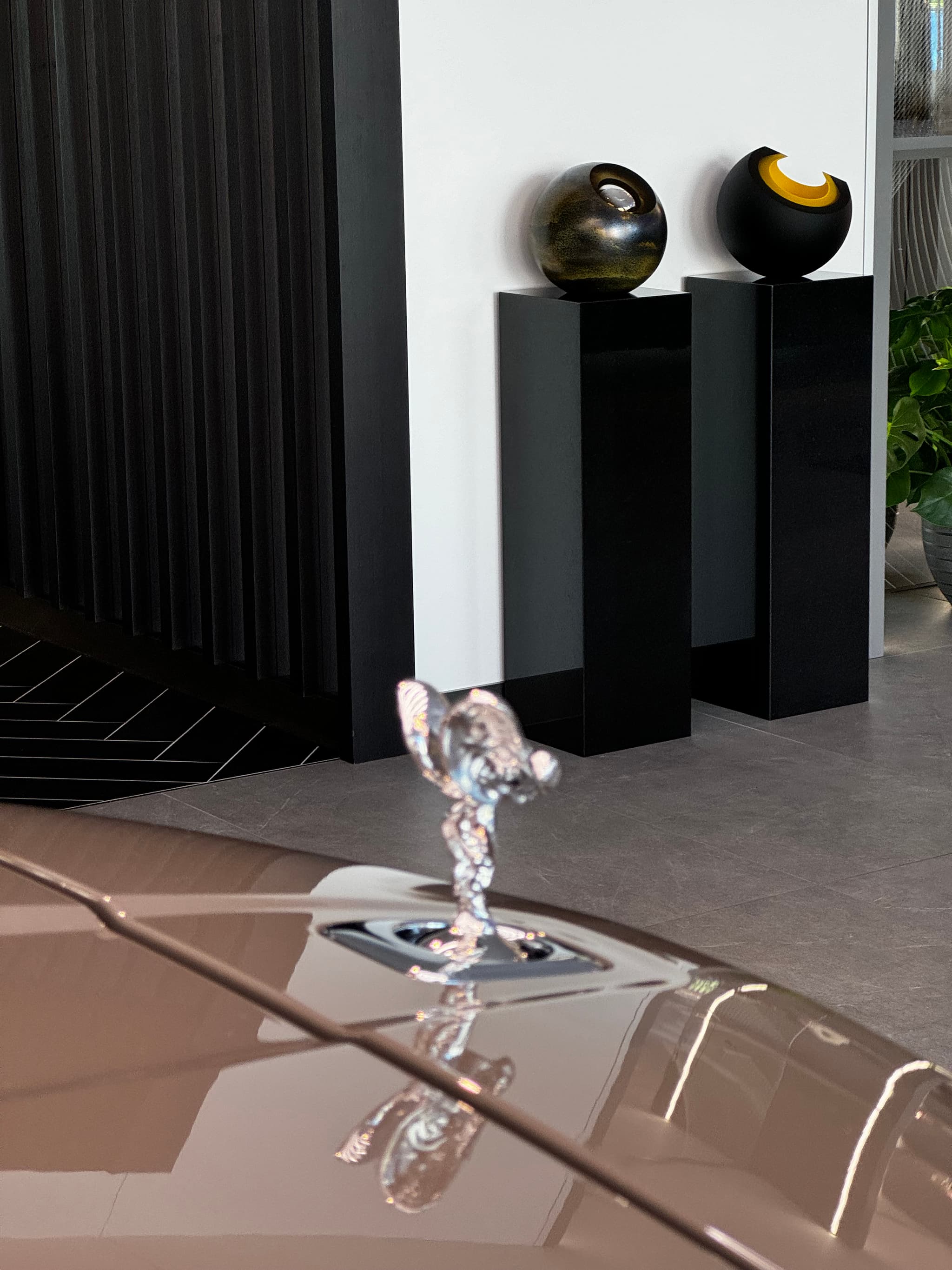 ROLLS-ROYCE RB GRAND OPENING 4